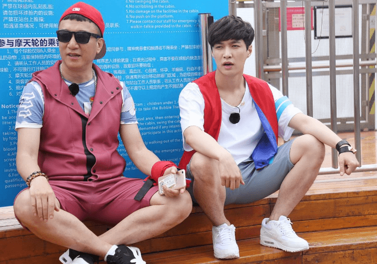 苟延残喘,喘了又喘的这档综艺:观众都看不下去了,还厚着脸皮办_黄晓明