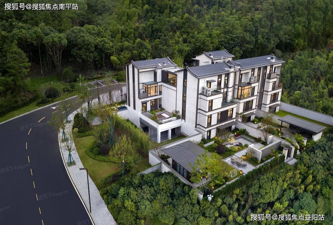 麓隐青竹湖售楼处电话℡:400-999-6629转11【售楼中心】_庭院_别墅
