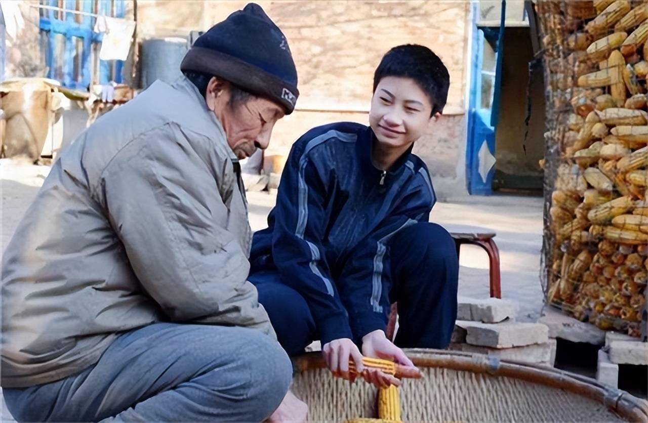 龐眾望,河北吳橋中學學生,2017年以高考684分,並獲農村專項計劃清華