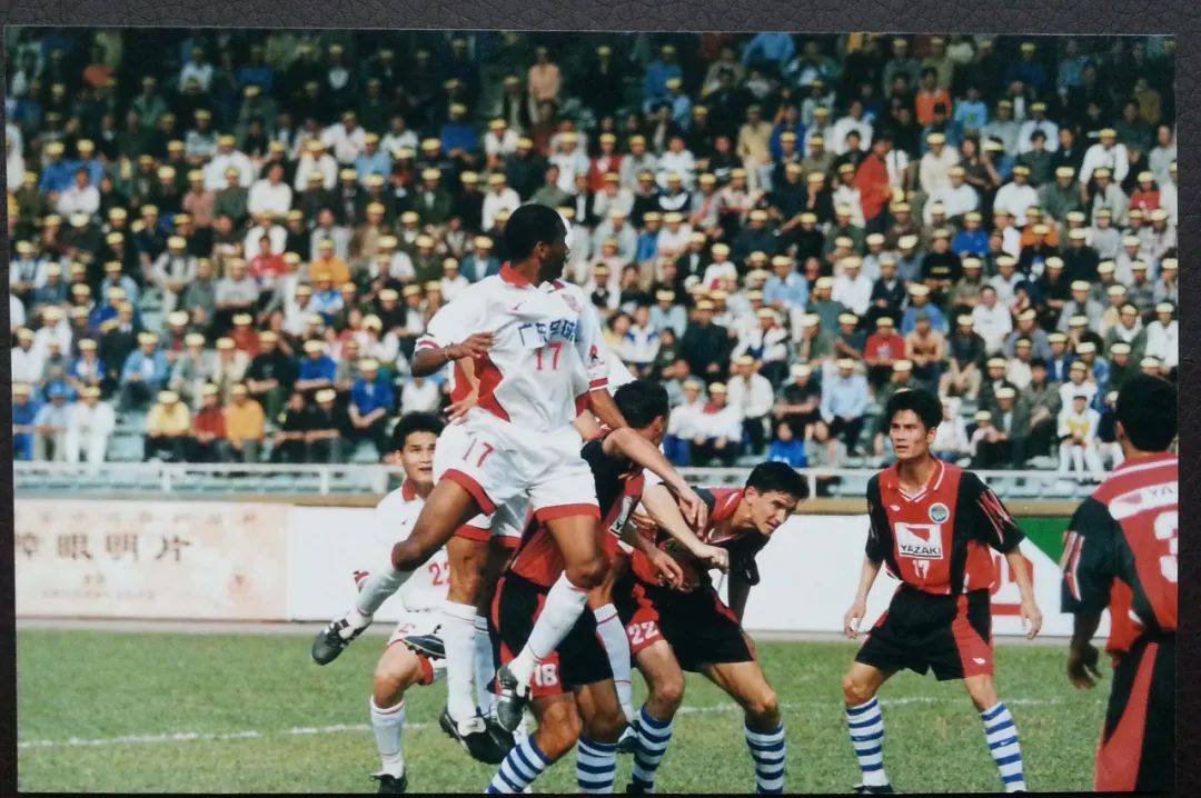 五哥的足球故事《27》——广州太阳神队购买四川全兴队花蝴蝶马麦罗