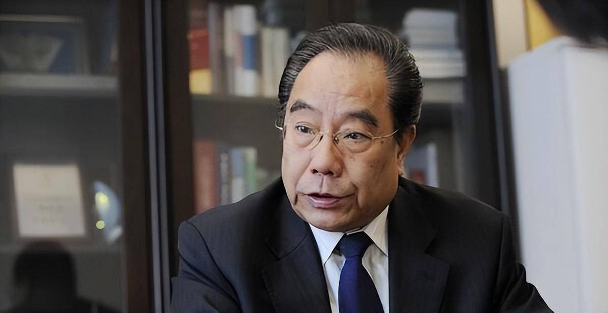 国医大师严世芸,83岁仍精力充沛,坚持出诊,他的养生经值得借鉴_运动