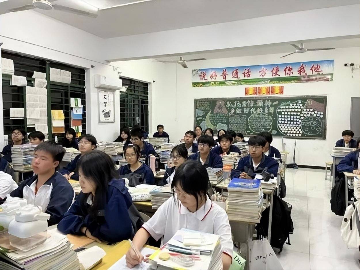 怀宁皖江高级中学图片