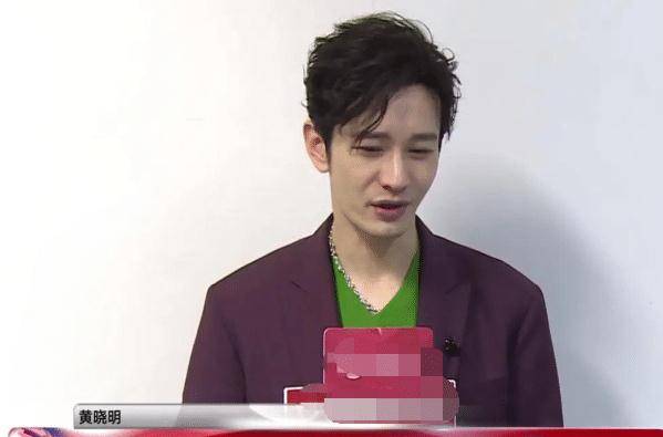 黄晓明身体暴瘦,拼命减肥诱发后遗症:心悸难受心慌,脾气烦躁_因为