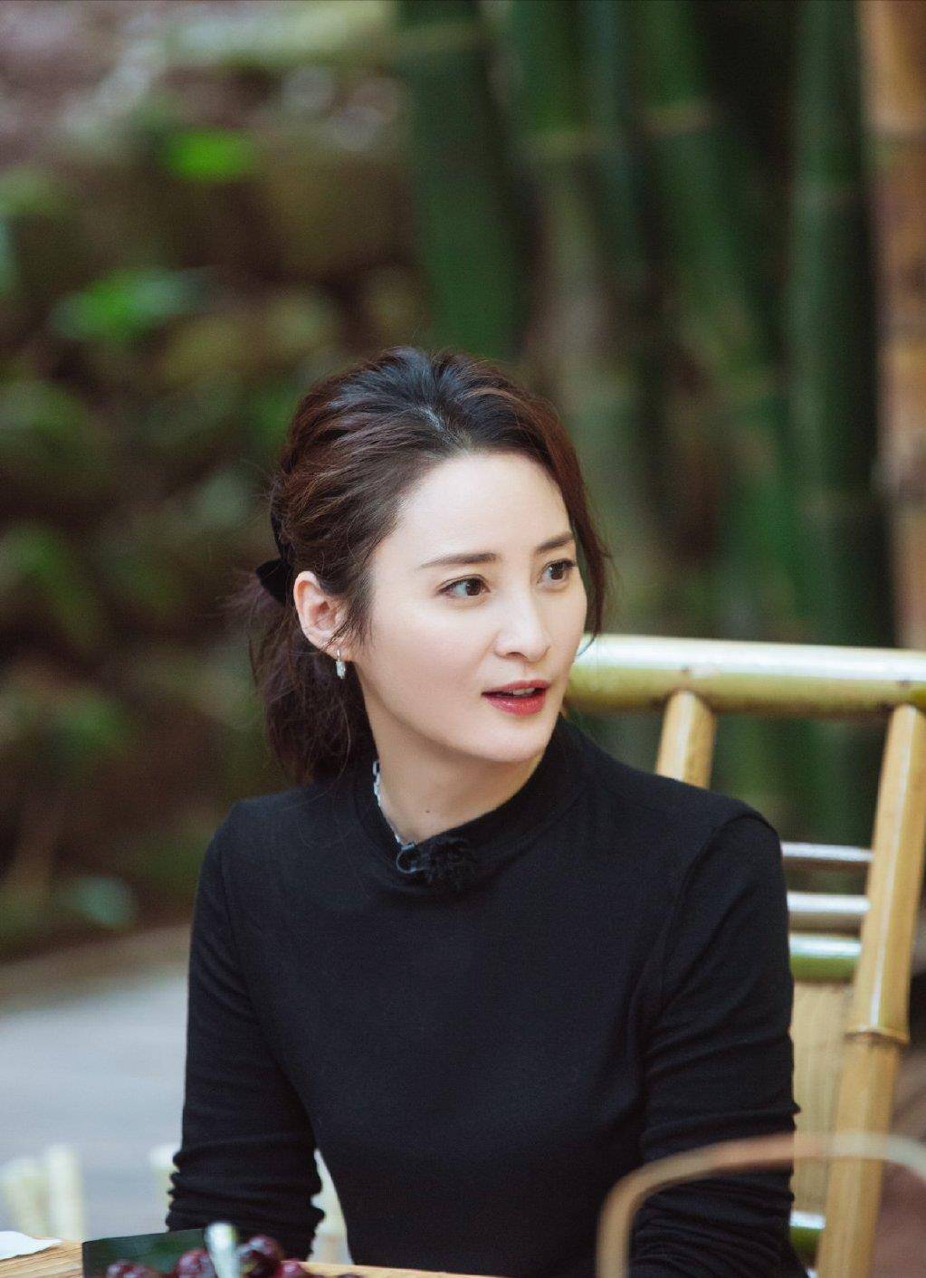 2014年于佳卉烧炭自杀,生前留下7字遗书,矛头为何直指蒋勤勤?