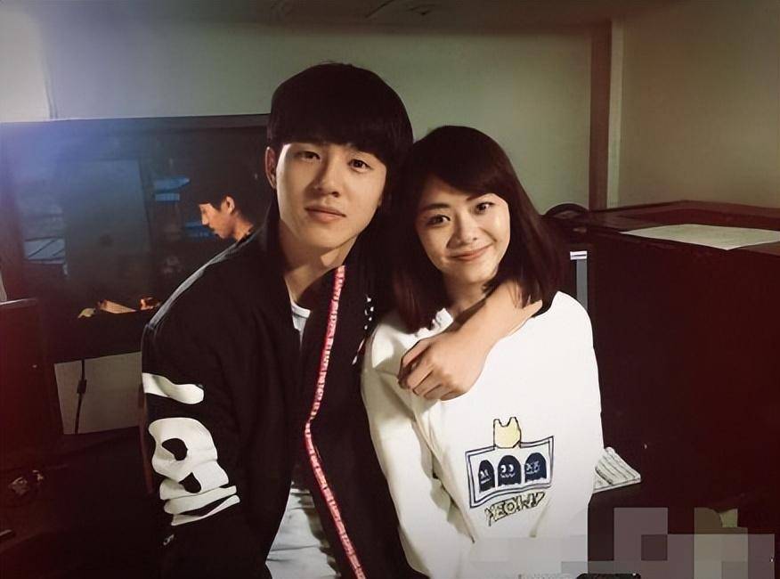 网传谭松韵已婚,老公是万达集团董事华汉,她不是单身吗?