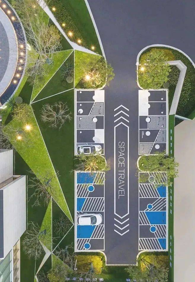 图案风格停车位电子动感线符号停车位波普化停车位色块化艺术停车场