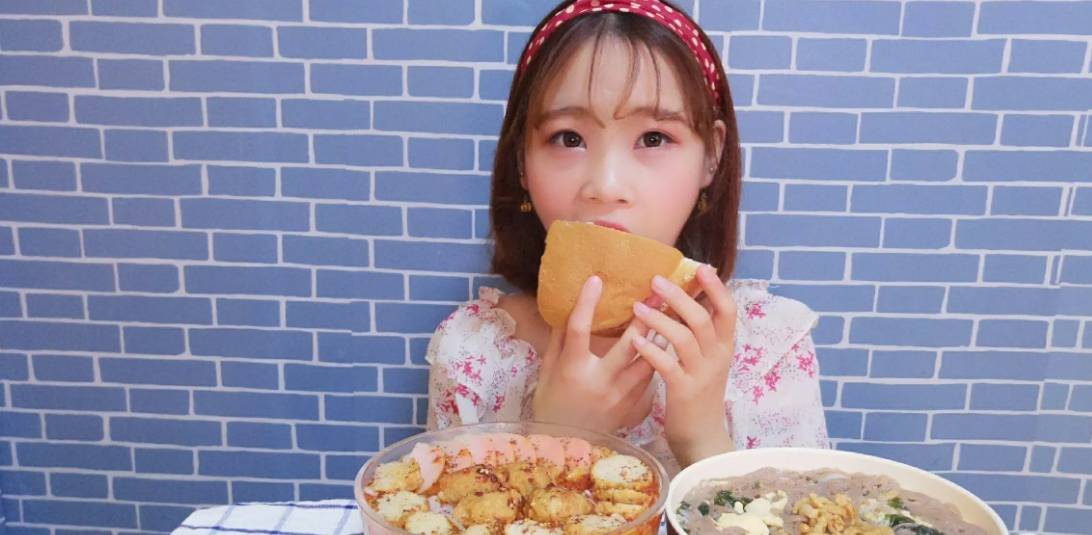 料理猫王:萌宠猫咪上得厅堂下得厨房,爆红网络吸粉千万_长安_网友