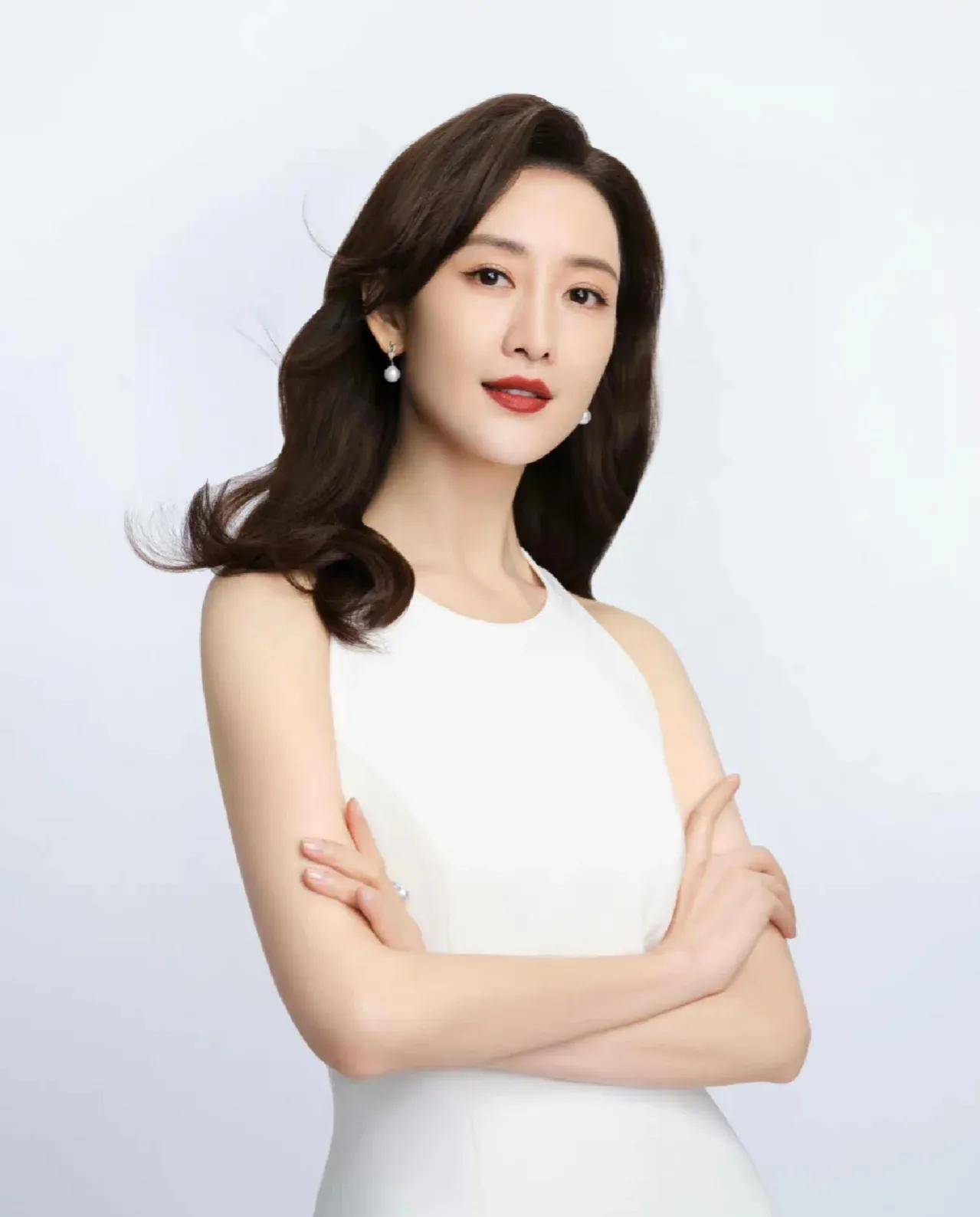 盛世美颜,美图分享第三十期:王欧_明星_湾区