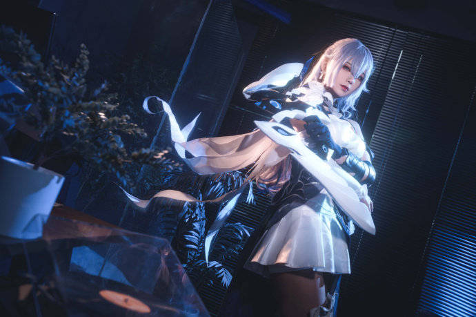 cos:崩坏3次生银翼布洛妮娅cosplay正片12p-hazelnut_榛子_伊喵_白嫖