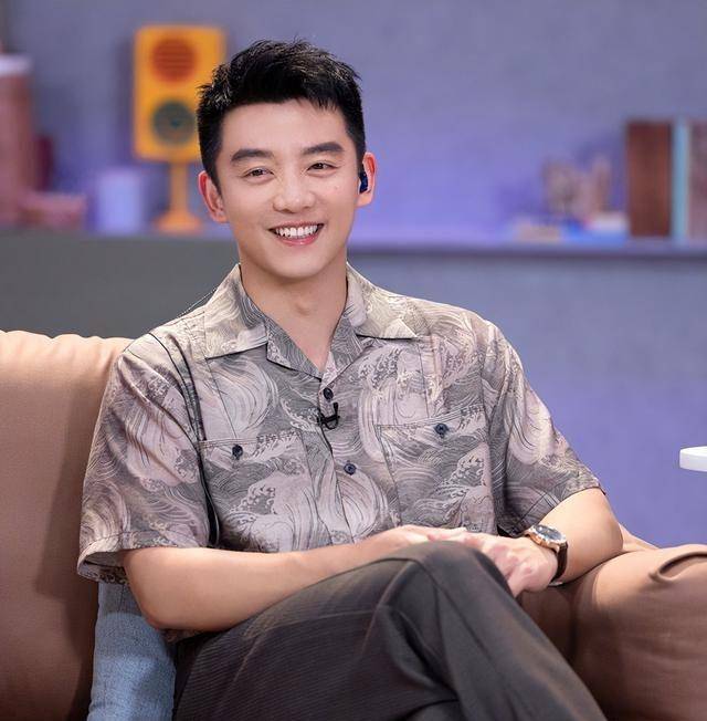 一场生日,让娱乐圈的"世态炎凉"在37岁郑恺身上体现得淋漓尽致_杨颖