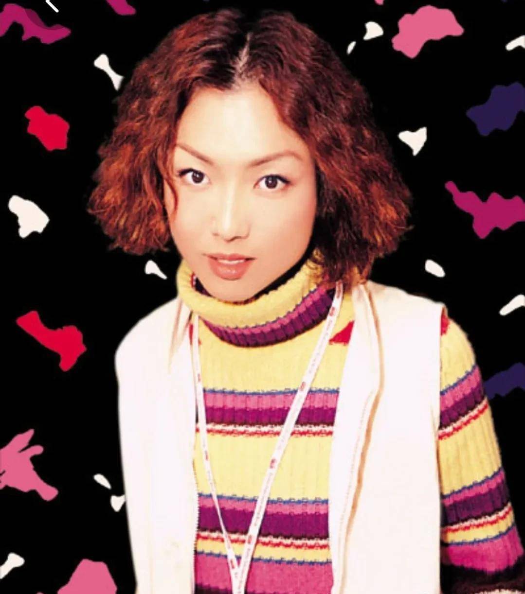 和她的朋友梅艳芳郑秀文和梅艳芳《长恨歌》