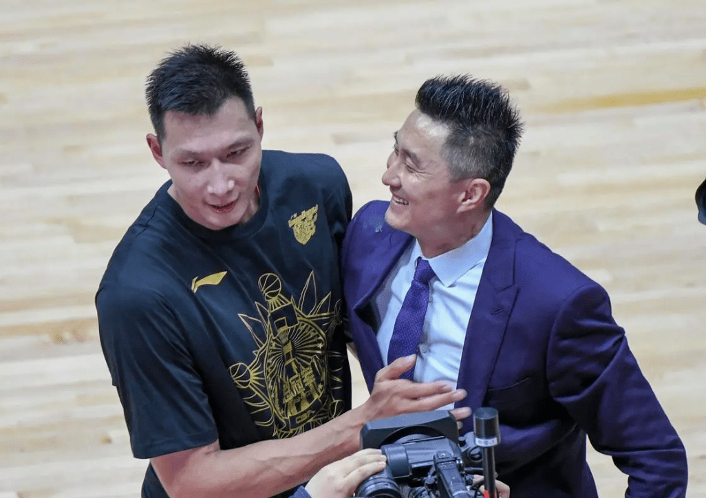 杜锋话语成为关键,易建联下赛季恐退役_广厦_胡金秋_进攻