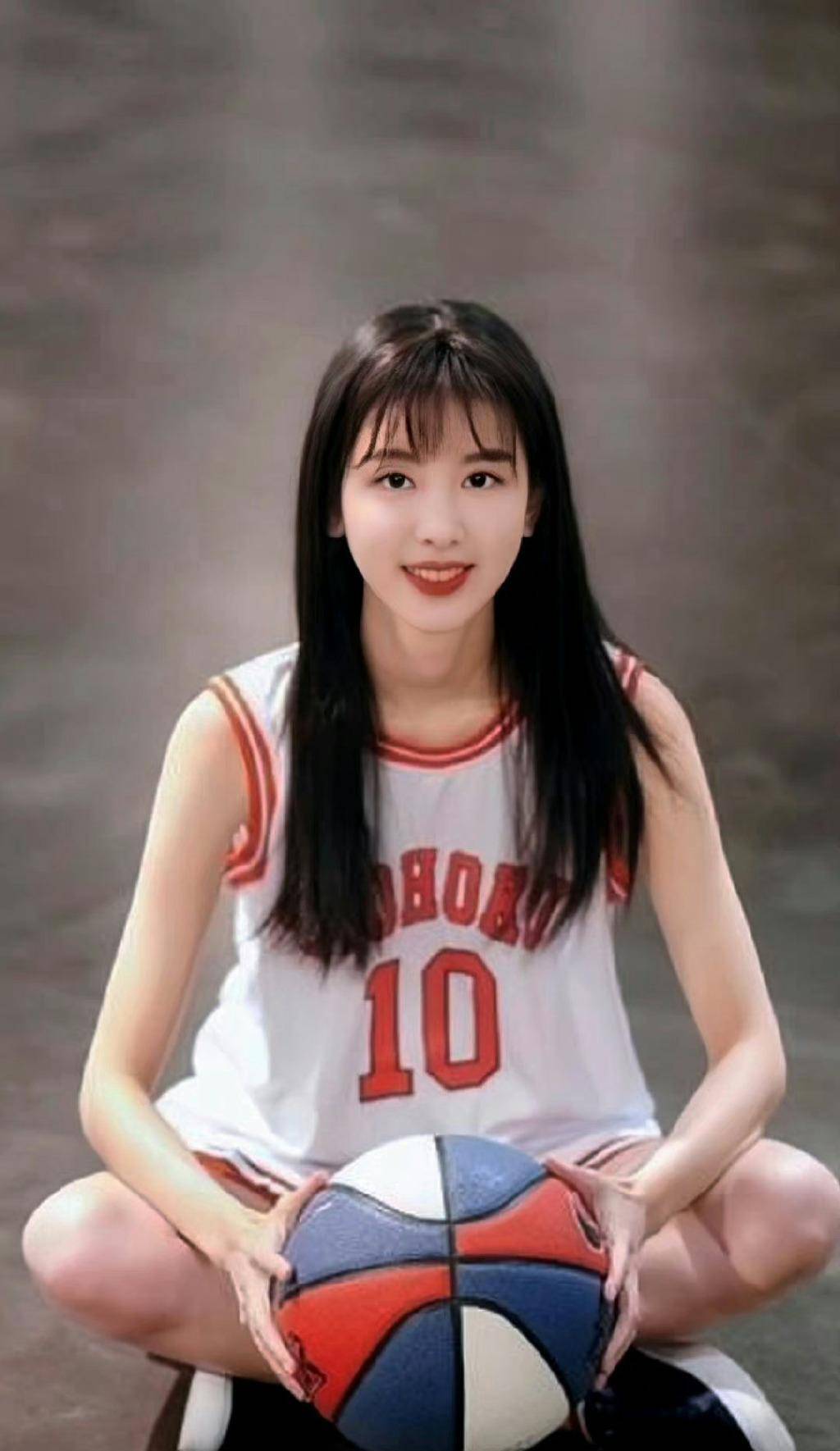 6真人版赤木晴子,王祖贤公认第一,邱淑贞女儿演绎"初恋面孔"_画风