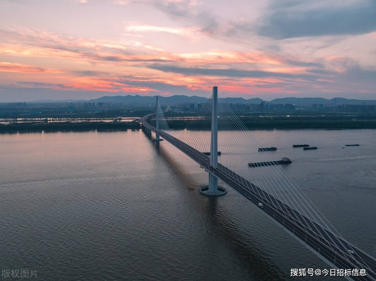 南京锦文路过江通道工程项目要开建,项目前期中标了