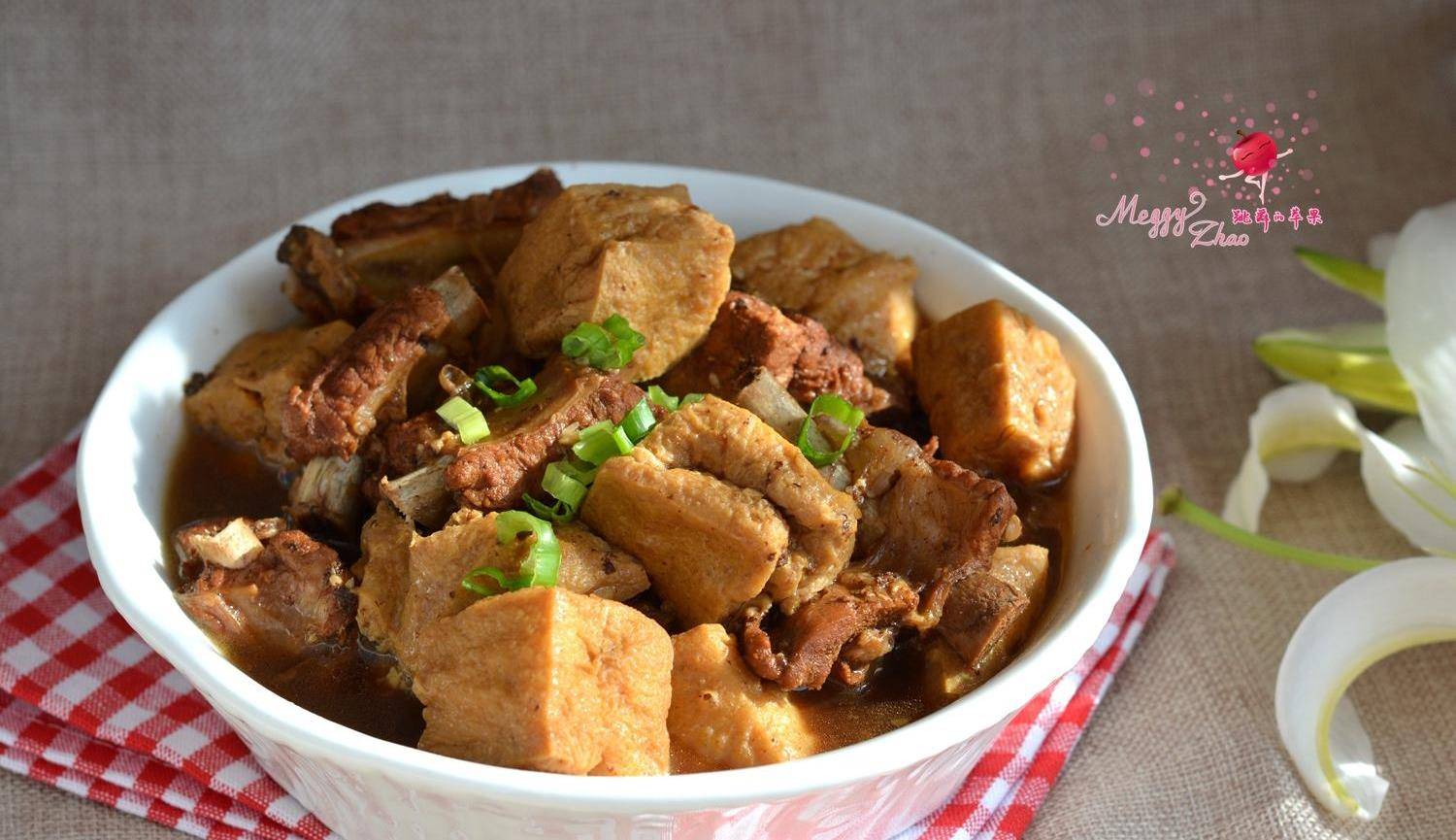 炖排骨吃腻了,加上它营养翻倍还补钙,特别适合老人儿童!