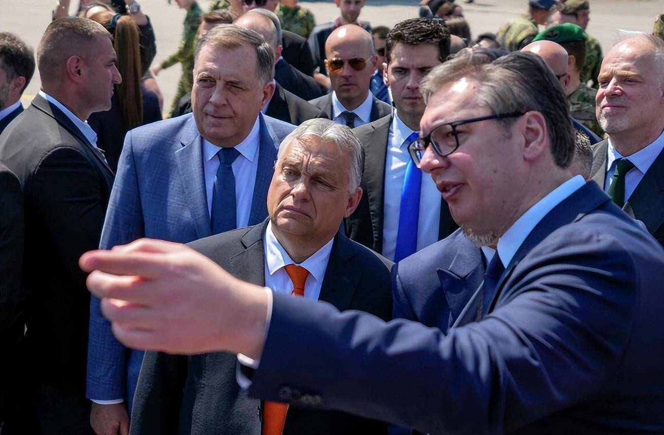 塞尔维亚经济部长呼吁加入对俄制裁引争议，武契奇回应