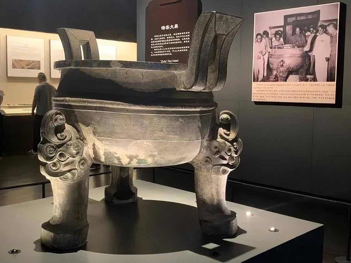 安徽寿县特大发现:千年楚国大墓惊羡人世,神秘文物成安徽镇馆宝_楚王