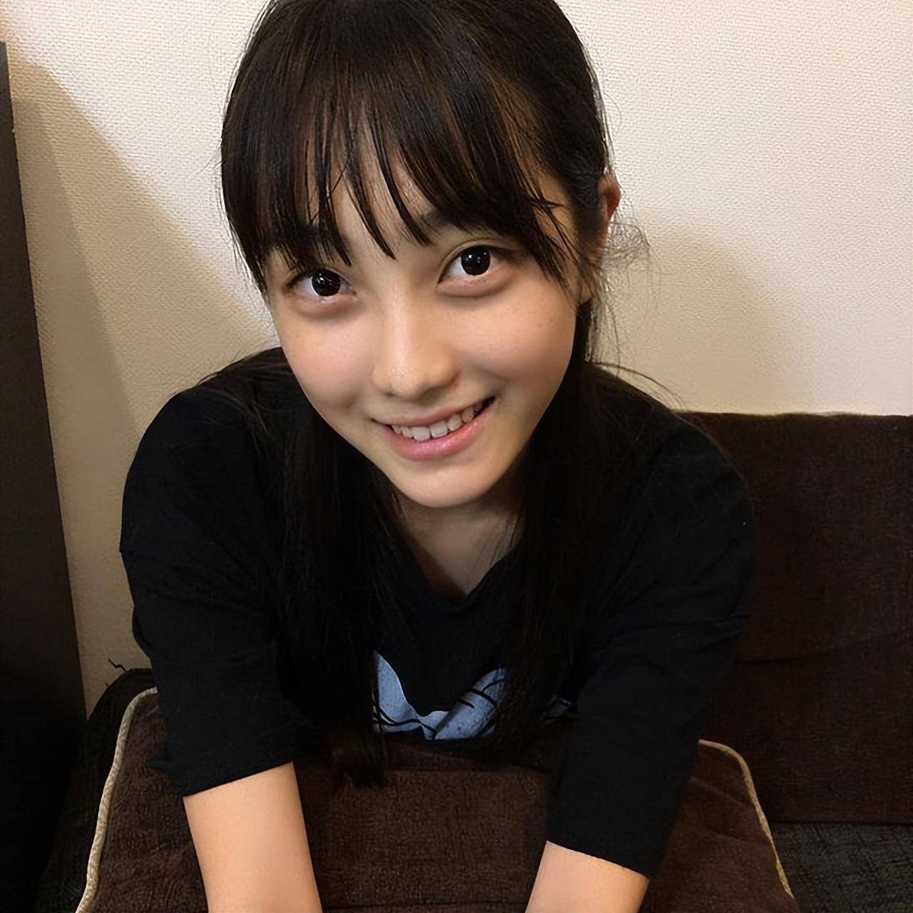 福田琉美香在去年春季推出写真集《福田琉美香1st写真集:rumika》