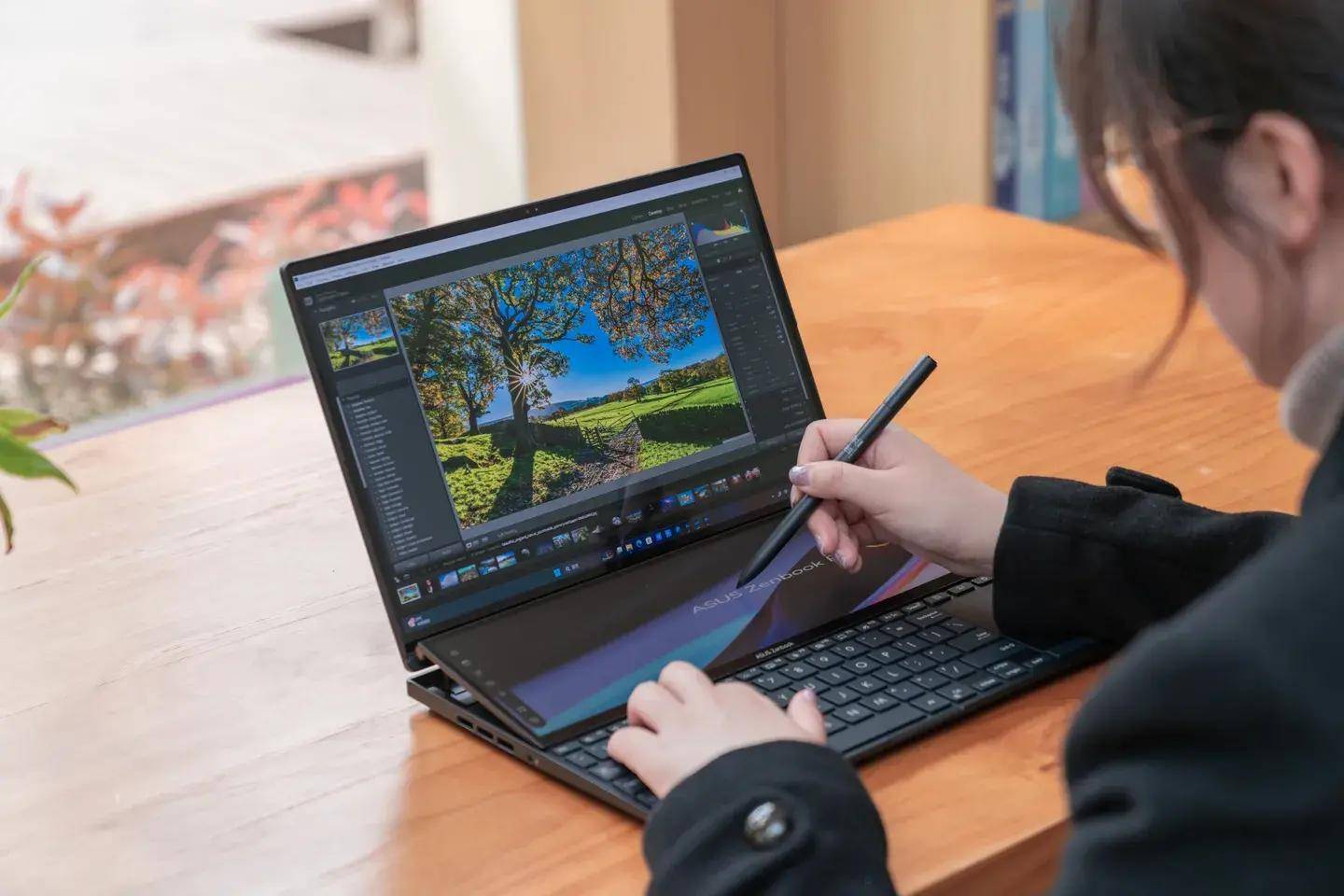 高性能双屏轻薄本如何解锁高效生产力,华硕灵耀 X 双屏 Pro 测评详解