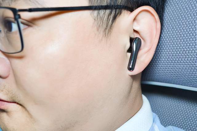 好工好料好耳机 TRIBIT趣倍 FlyBuds C2真无线蓝牙耳机