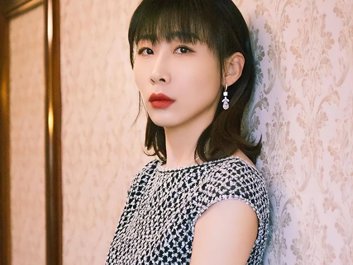 任素汐:脸蛋不行演技来凑,演技出众,感情却搞得一塌糊涂_事业_李洋