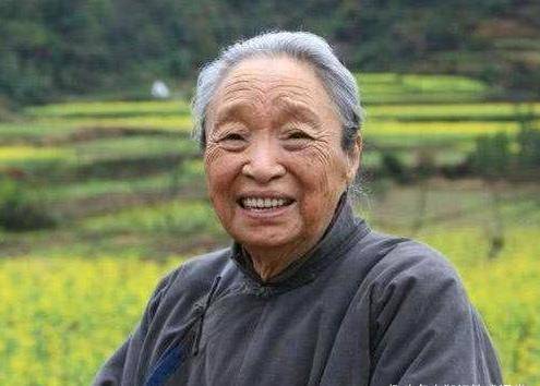 地方著名演员柏青,因病离去千人送别,23岁孙子不幸火灾烈士