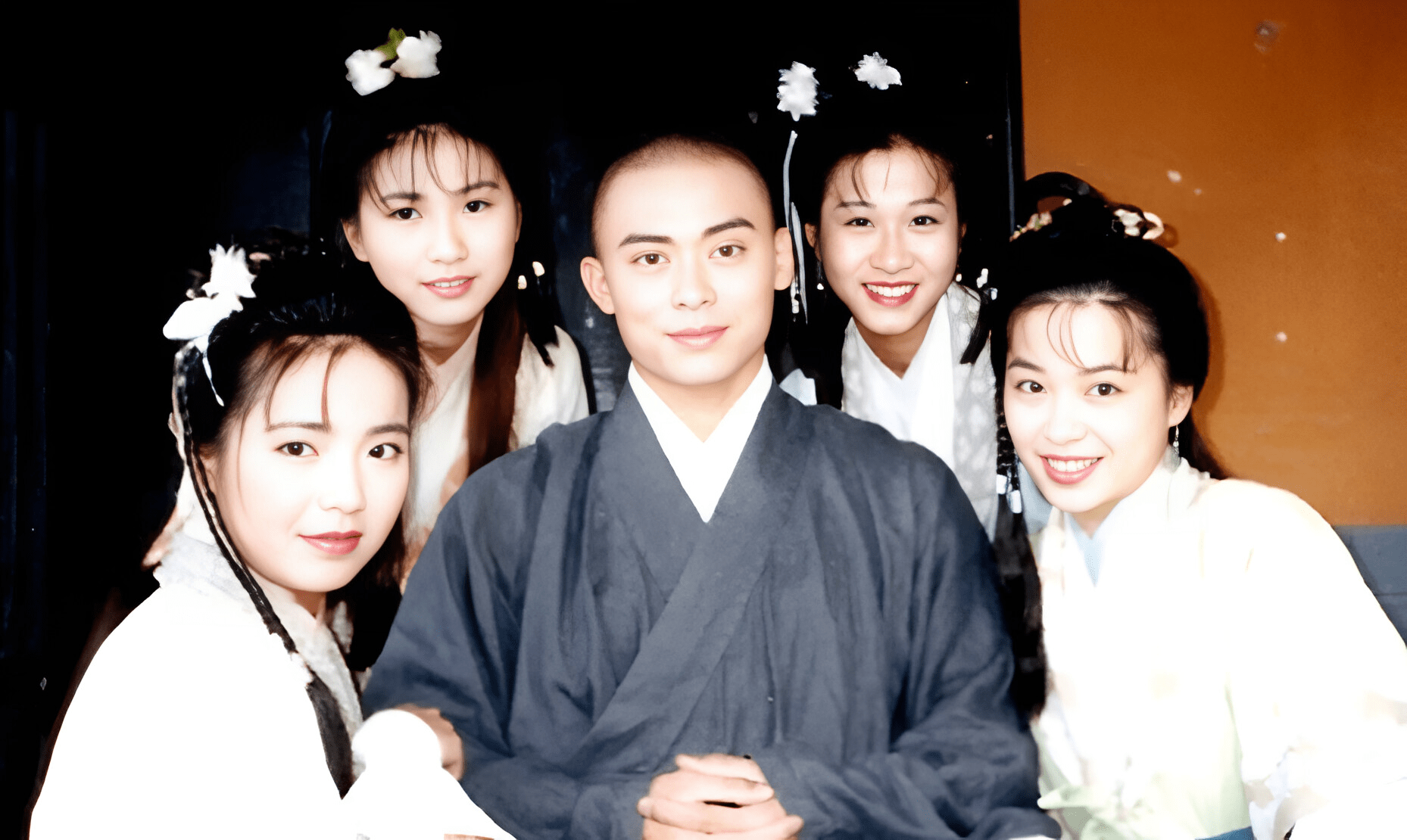 让虚竹年纪轻轻就面露死相_金庸_段誉_萧峰