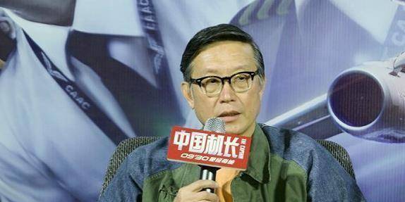 "痞子硬汉"欧豪:是大导刘伟强干儿子,曾让海清当众下跪示爱_谢霆锋