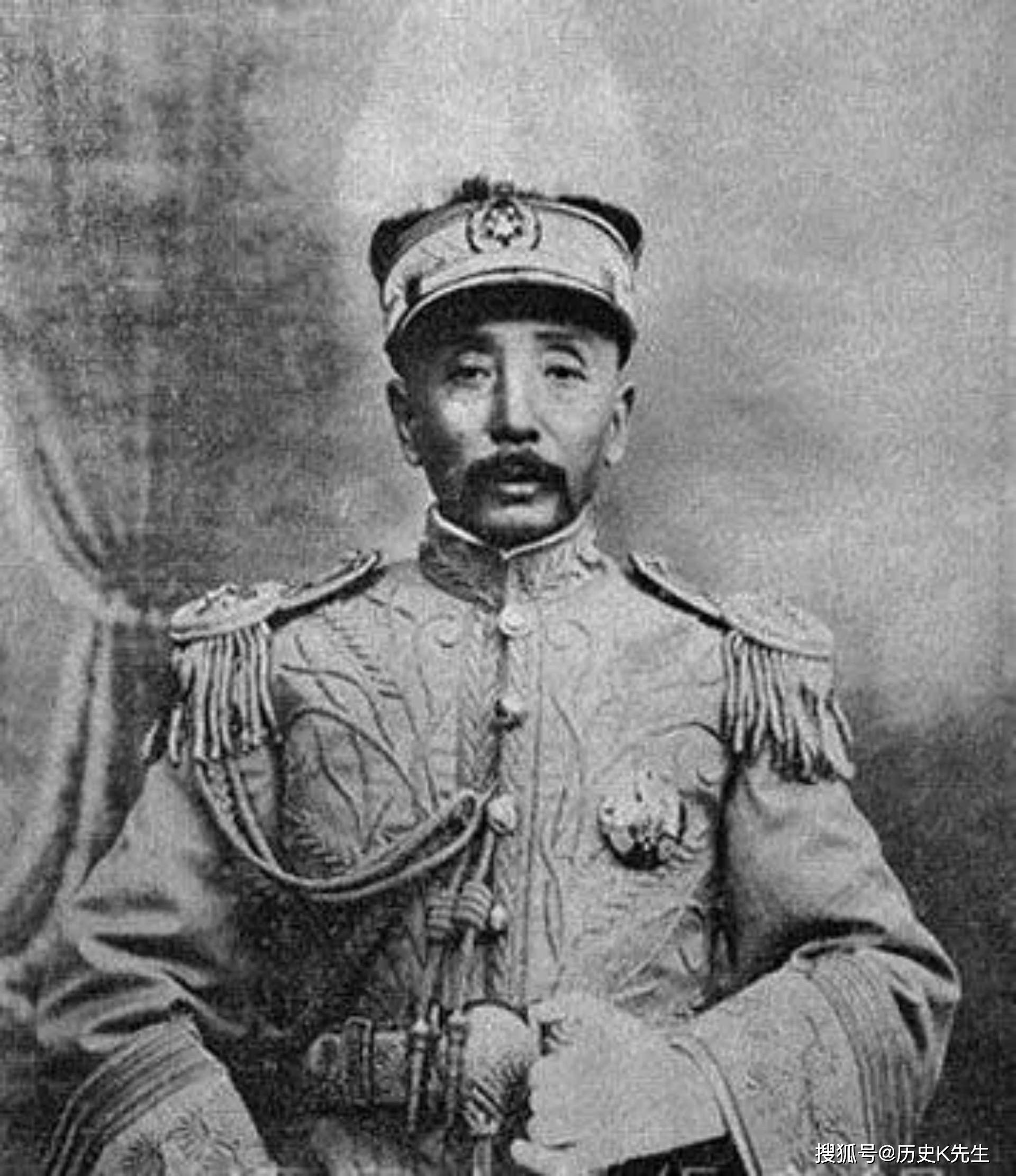 张学良晚年坦言:杀杨宇霆之前我从不迷信,杀他后我不得不信_张作霖
