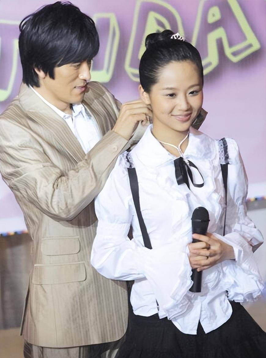 男方在外早有女子,女方聚餐满是嫌弃_杨子_黄圣依_儿子