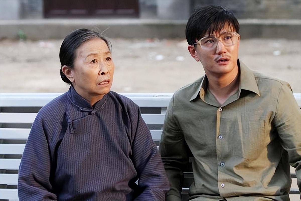 著名童星叶静:长大后戏约不断但不红,43岁未婚头发却白了_妈妈_北京