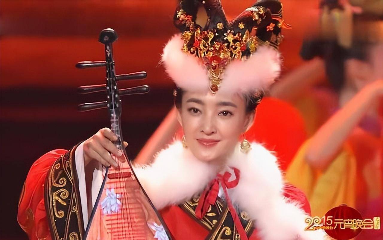 王昭君的扮演者,为何独独李彩桦跟杨幂,让人过目不忘?_扮相_造型_感觉