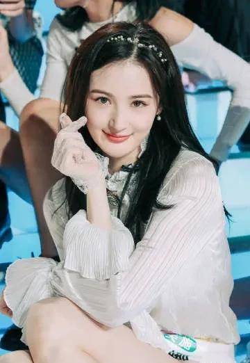 近几个月却不见有表演相关的东西;有眼尖网友注意到,拉娜ig个人资讯