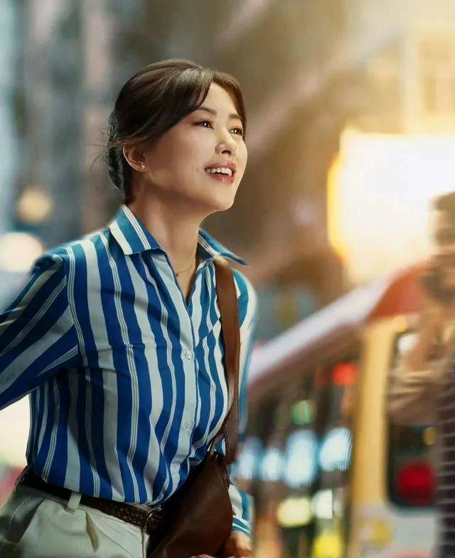 卢靖姗:中国香港女演员,歌手,模特参演的作品有《星愿同行》《绿箭侠