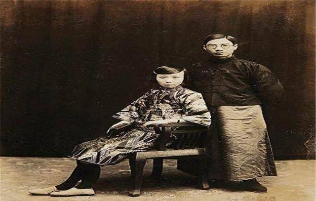 他对中国发展有卓越贡献,恋上小30岁姑娘,93岁逝世儿子都不见他_于越