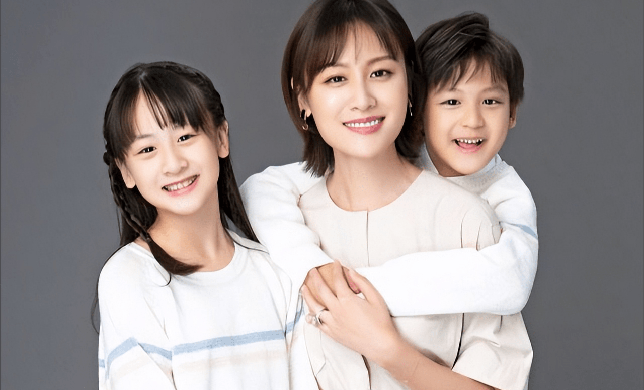 叶一茜每次提到女儿,都用田雨橙这个名字,提到儿子,则称他为"我的儿子