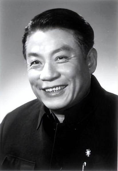 听谢晋说往事:寻访《英雄儿女》张团长的扮演者郭振清_李向阳_电影