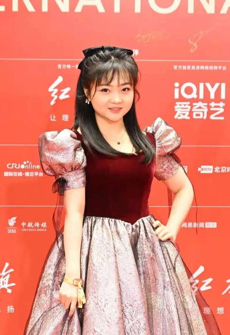林妙可长大了!