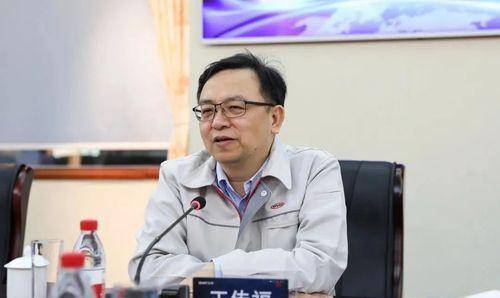 此外,比亚迪还坚持生产的"垂直整合能力",支持用户的定制,并为选择