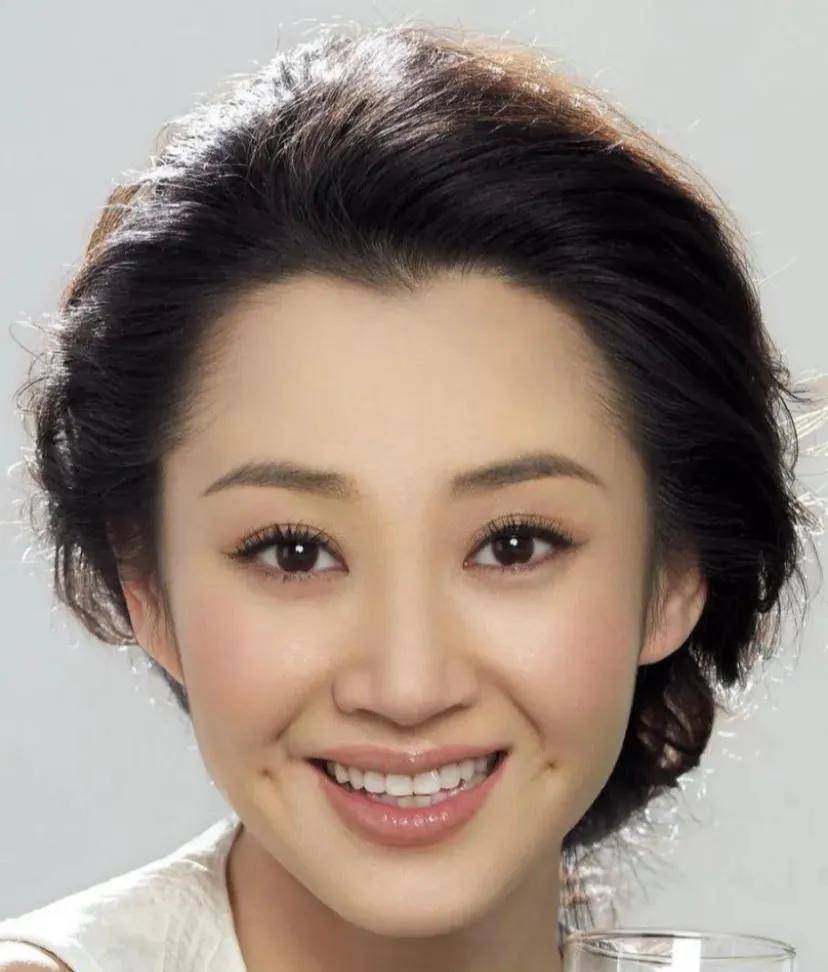 中国中年女演员图片