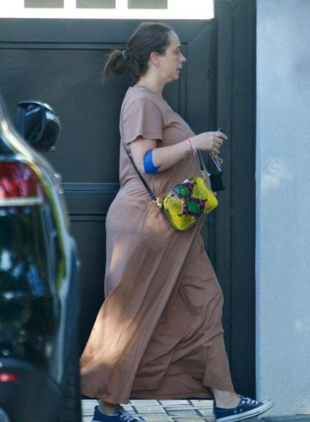 从俏佳人到臃肿不堪的老妇人整个人设崩塌_美颜_照片_布莱恩