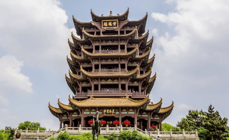 作為擁有東湖,木蘭草原,黃鶴樓等知名5a級景區的武漢,也只能用一句話