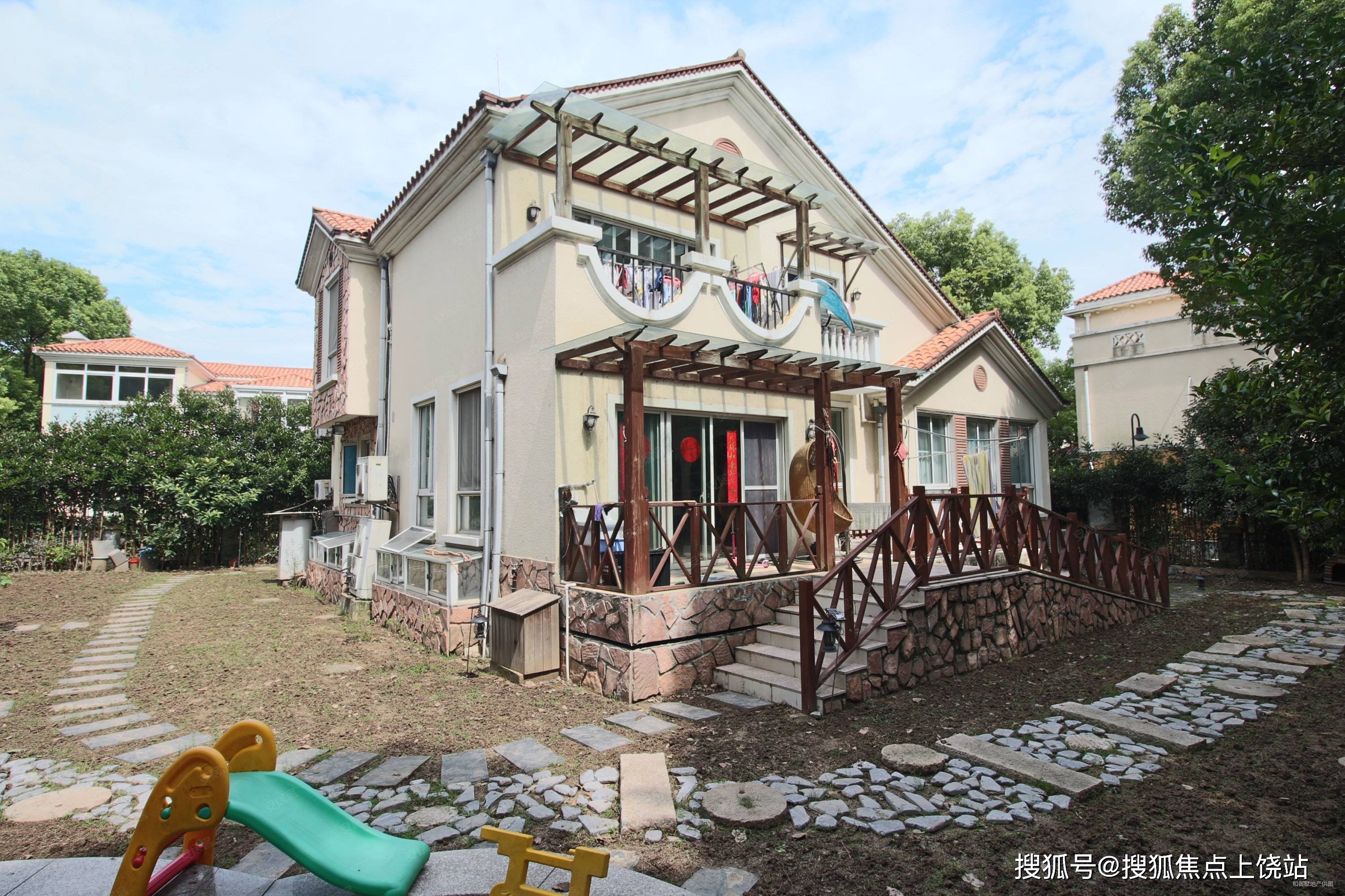 闵行都市路别墅区【圣特丽墅】独栋别墅位置怎么样?_小区_距离_配套