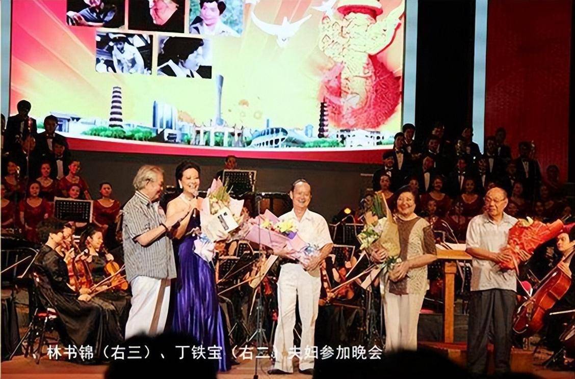 林海海的母亲丁铁宝是山东日照人,是珠影厂的著名表演艺术家,她毕业于