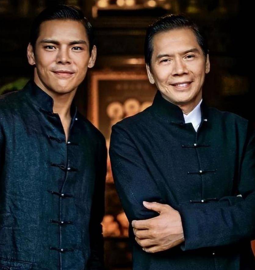 5对明星父子,一对比一对像,最后一对堪称复制粘贴_向华强_发展_刘长生