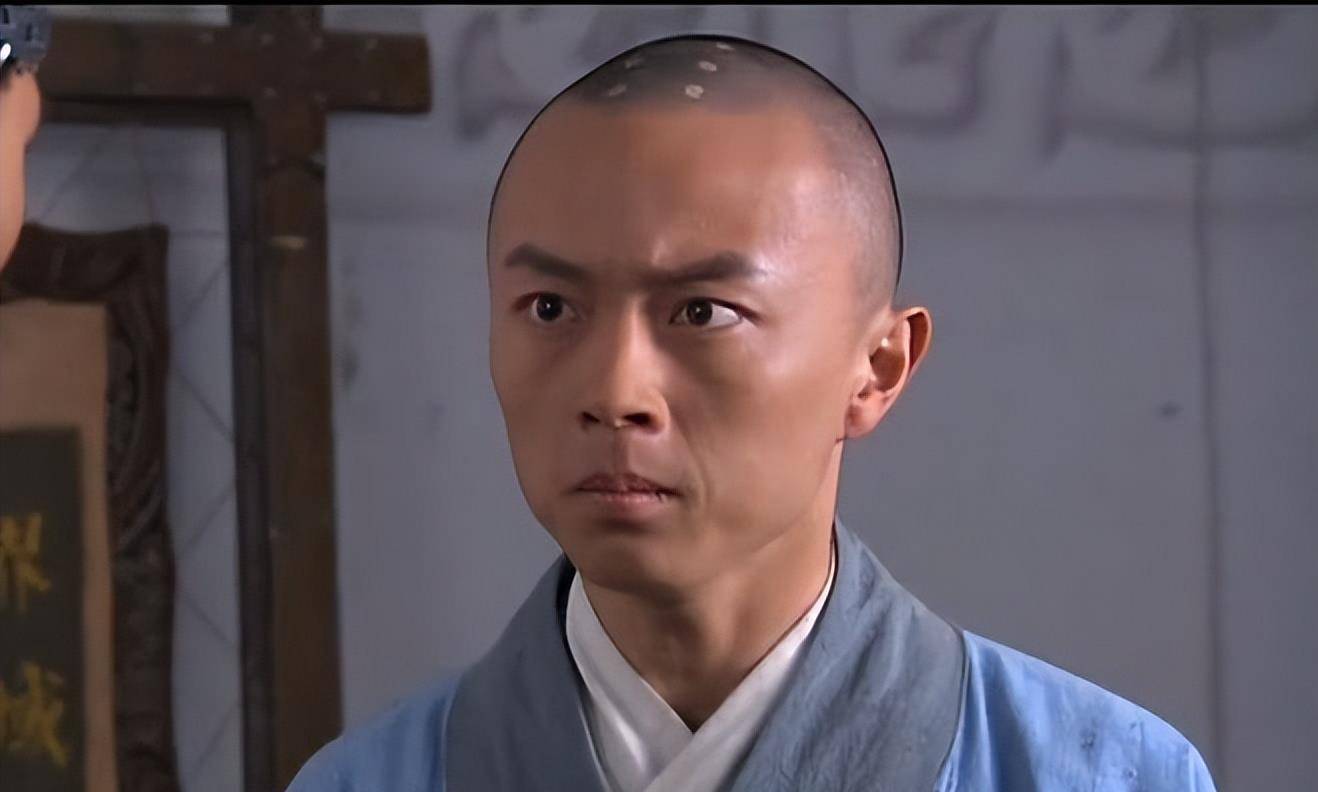无戏可拍却不找干爹帮忙?演员谢苗一句话,道出娱乐圈的现实