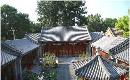 12年,郭晶晶获赠500平北京四合院定情,如今她的豪宅市值多少?