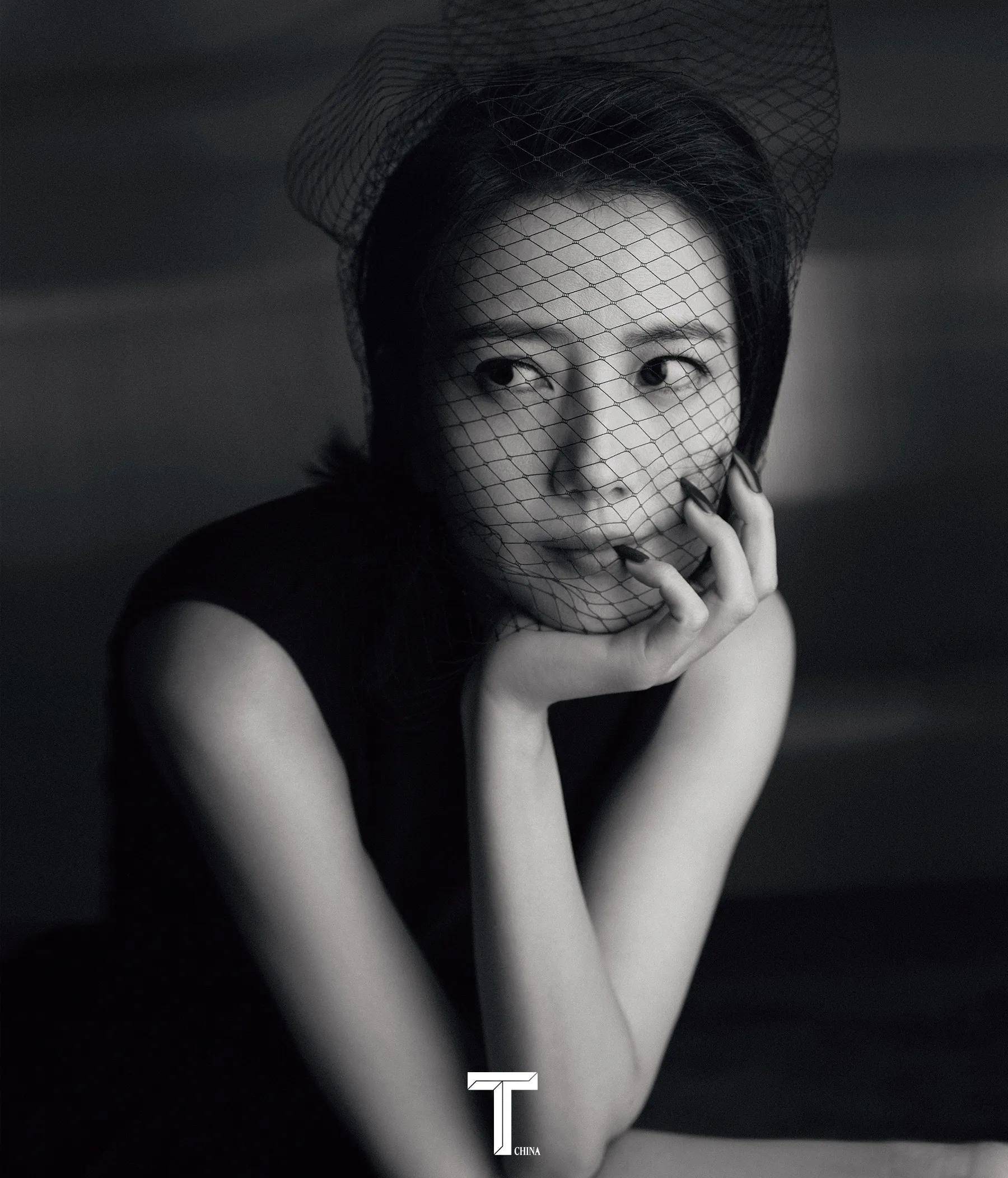 高圆圆最新杂志写真大片,时尚优雅,知性大气_切换_工作_能保持