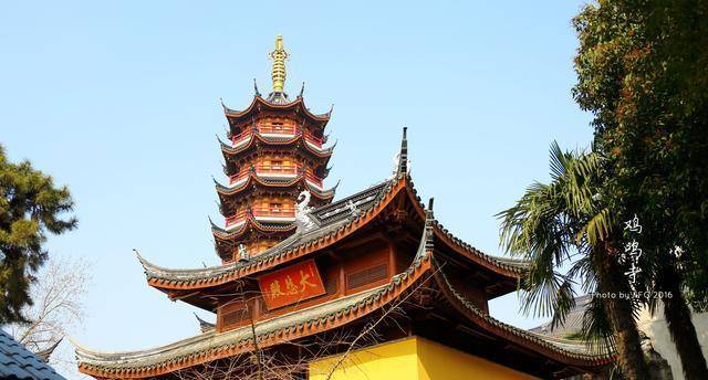 鸡鸣寺游客爆满设反悔门引导离寺，现代的回头是岸（许愿灵验了怎么还原）