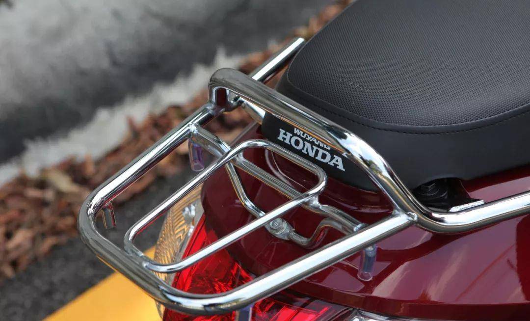 本田7300元小踏板,带国四引擎 pgm-fi电喷,皮实耐用_搜狐汽车_搜狐网